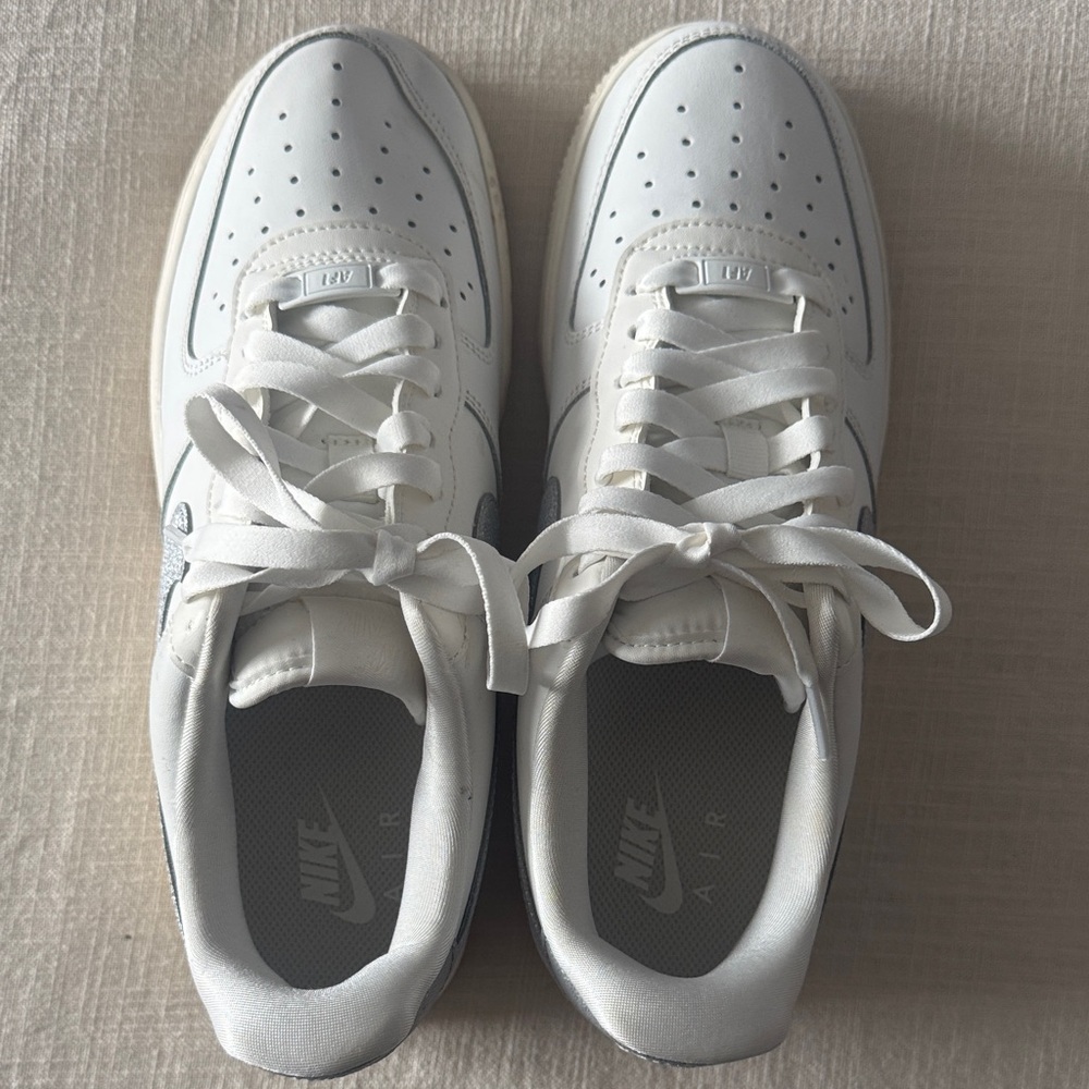 Nike Air Force 1 - Picture 5 of 5